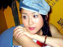 张莹