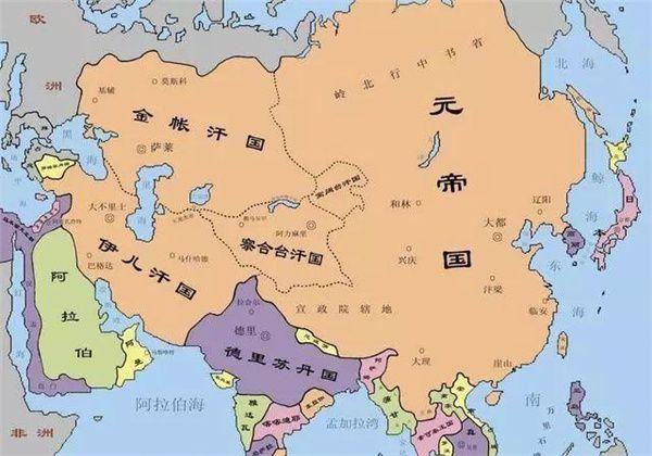 彼时元朝将全国人口划分为四个等级,第一等级自然是蒙古人,基本上元朝