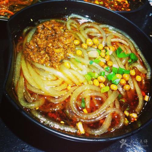 豌豌重庆小面酸辣粉图片 - 第1张