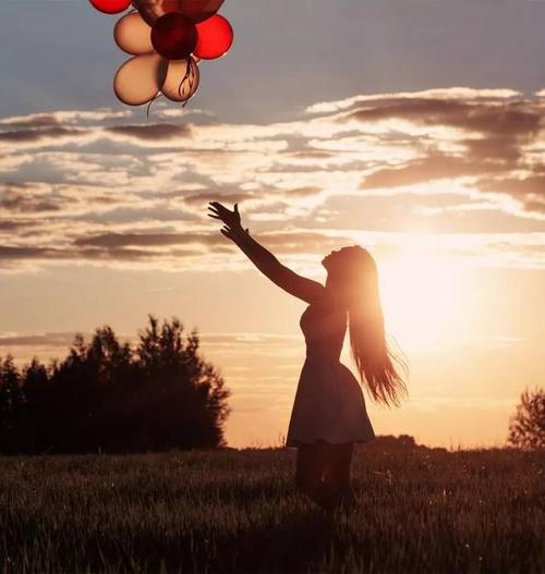 因为各种原因,背道而驰, 从此,最亲的某某, 牵了别人的手