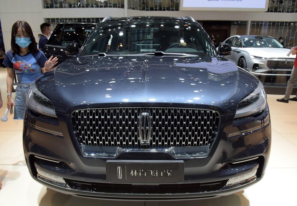 林肯新款飞行家车展实拍全系搭30tv6发动机动力十足