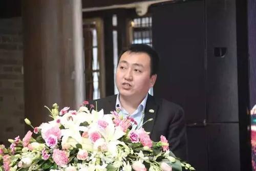 活动主办方代表,绿地集团江西房地产事业部副总经理李景斌致辞