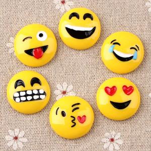 笑脸胸针笑脸表情包笑哭花心调皮飞吻呵呵笑胸针冰箱贴diy配件