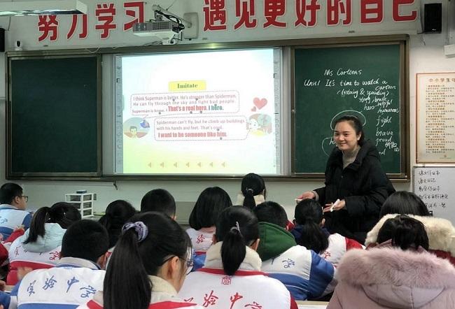 宋埠中学吴露雅老师获市初中英语课堂教学评比一等奖