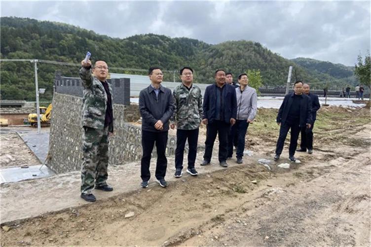 首页 新闻中心 县区快讯 黄龙县 正文 县委书记李富荣表示,黄龙县将一