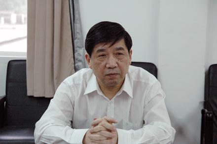 潘汉生,男,汉族,湖北武汉人,1955年5月生,武汉市委党校研究生学历