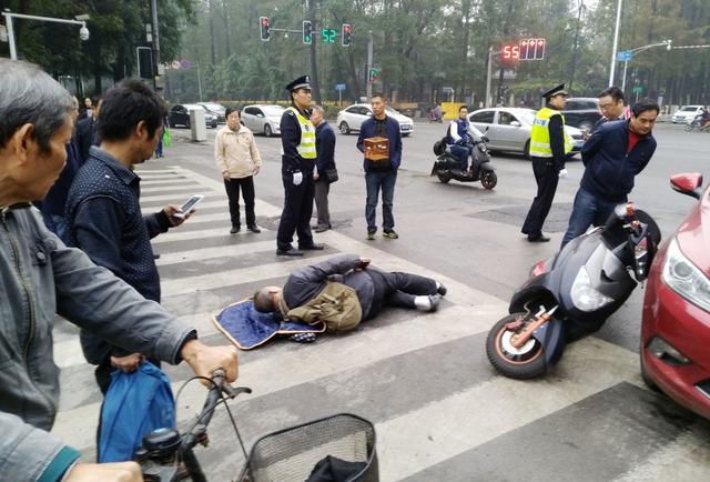 人被电动车撞了怎么理赔电动车撞人后怎么处理较好