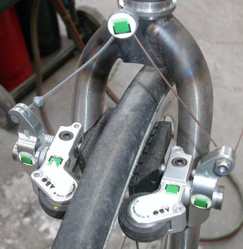 自行车刹车发展史:碟刹百年,从奇巧淫技到现在的标配