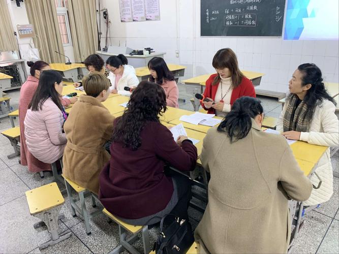 后国培时代,我们再出发一一谷城县校本研修(小学)现场