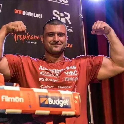 资讯中心 > 正文    力气大的人都很受人崇拜,那你知道世界上力气最大