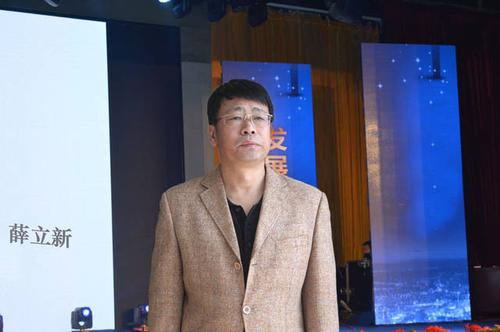 全国著名家庭教育专家薛立新教授:宠爱女孩,但不把她培养成"刁蛮公主"