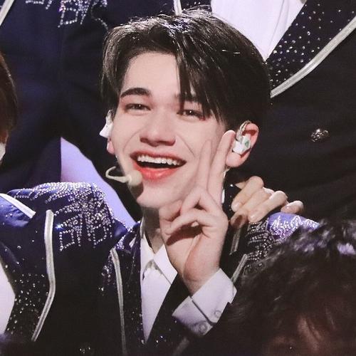 怜妈怜姐姐们来分享一下自己心中的庆怜照片top吧