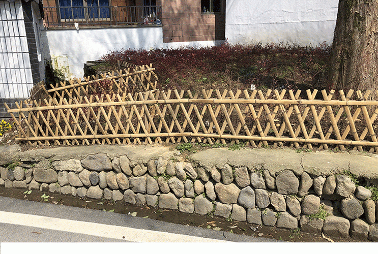 pvc护栏 草坪护栏 塑钢护栏 绿化护栏 围墙护栏 竹篱笆 竹栅栏 碳化木