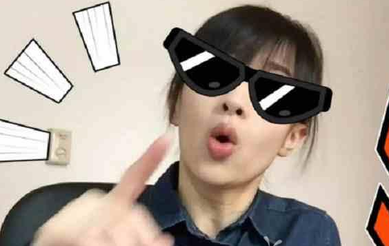 papi酱真名叫什么?papi酱真实家庭背景大起底