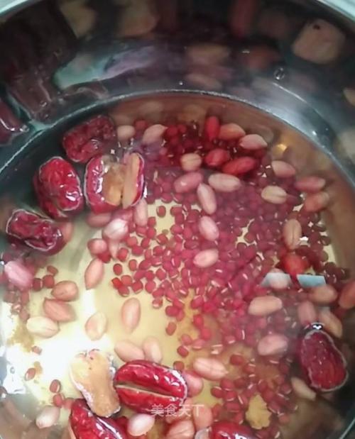 五红汤的做法步骤_最初的最美78_美食天下