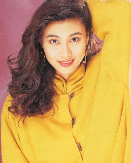 与钟楚红齐名"最性感港姐".    李嘉欣,1988 年"香港小姐"冠军.