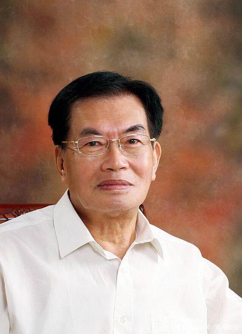 科学家胡逸民亦工书法,自小练书法晚年显气象