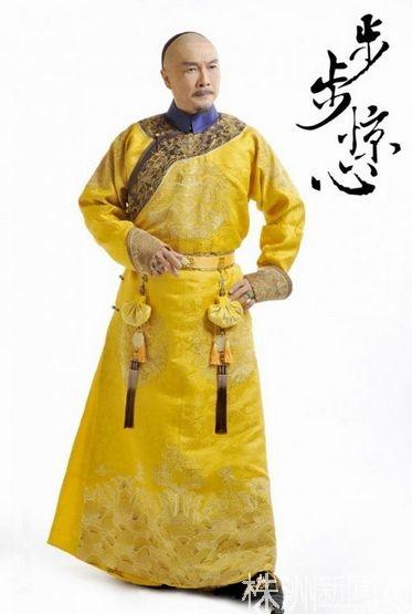 《步步惊心》康熙 刘松仁看着还是很范的.