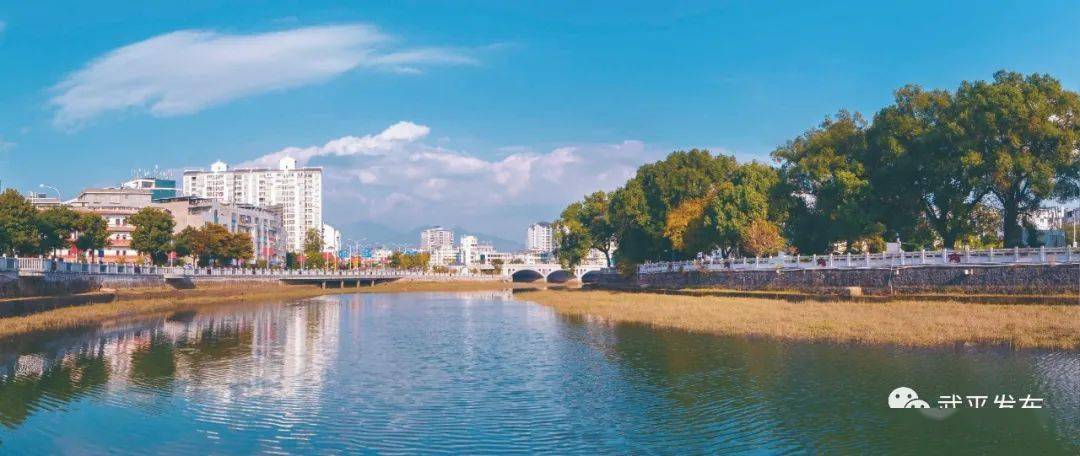 武平县城 @钟炎生 摄