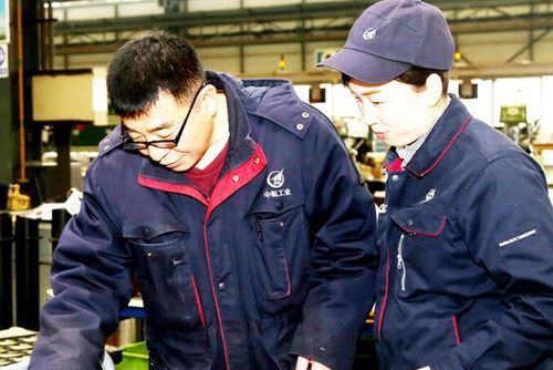 张建民是航空工业郑飞检验中心总装厂检验室的领头羊,他不仅要带领