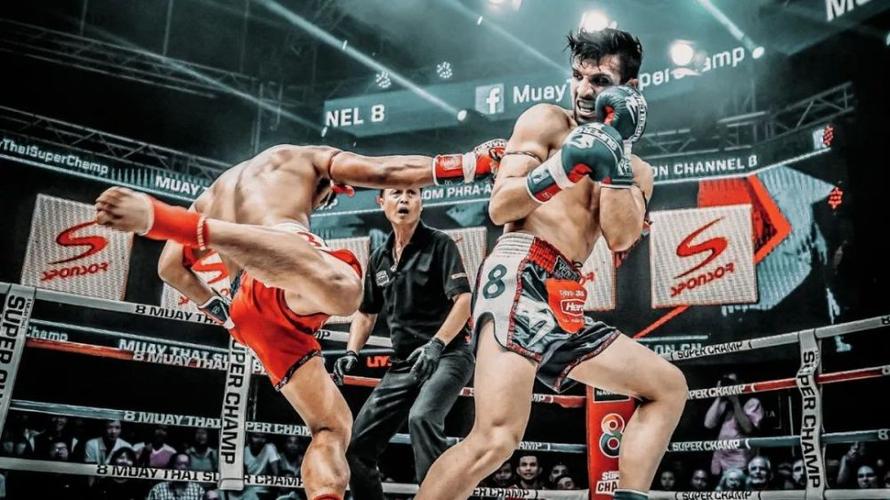 泰拳或mma中如何利用眼神欺骗对手