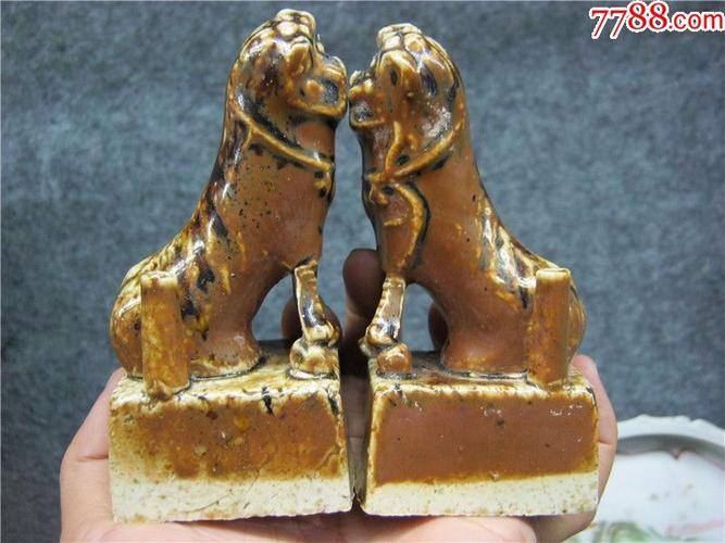明代德化窑紫金釉狮子香插特价包邮