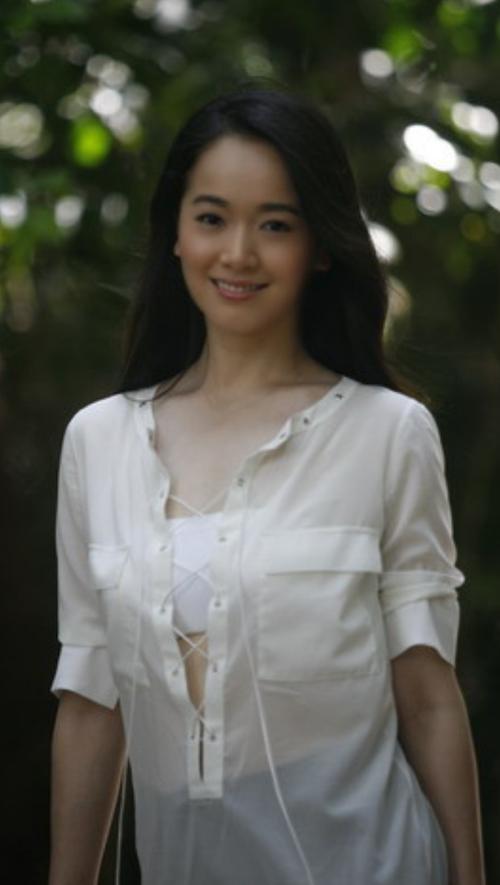 左小青唯美迷人写真,这颜值气质美极了,春风十里不及