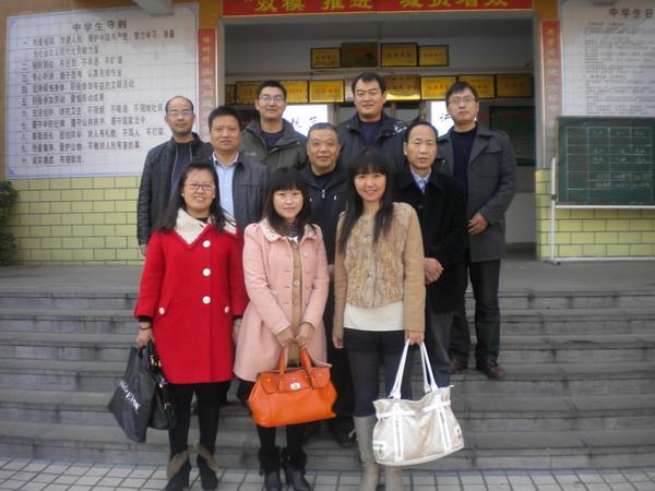 郑州七中骨干教师到牛店二中送课.jpg