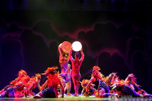 高清:大型壮族舞蹈诗剧《花山》南宁盛大开演(4/15)