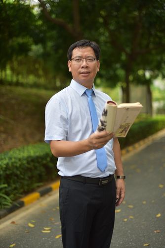 东莞市寮步镇香市中学彭盛:以教育践行中华传统文化精髓