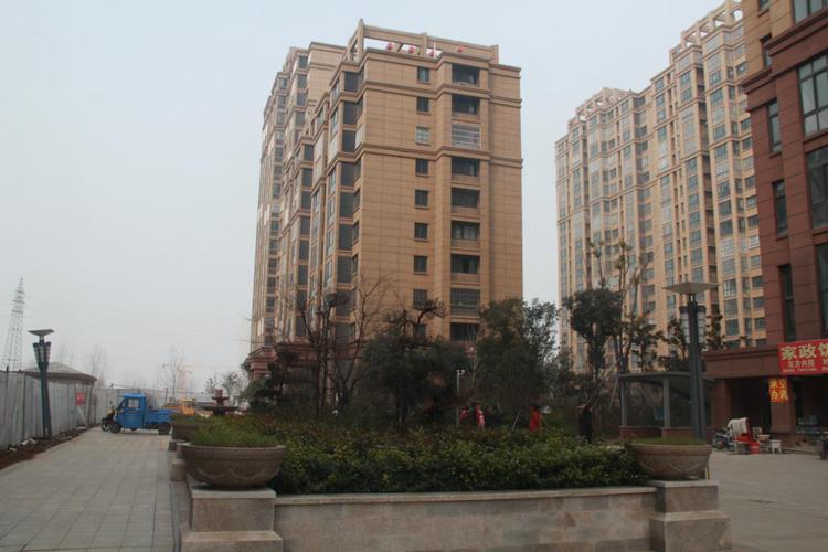 东方现代城实景图