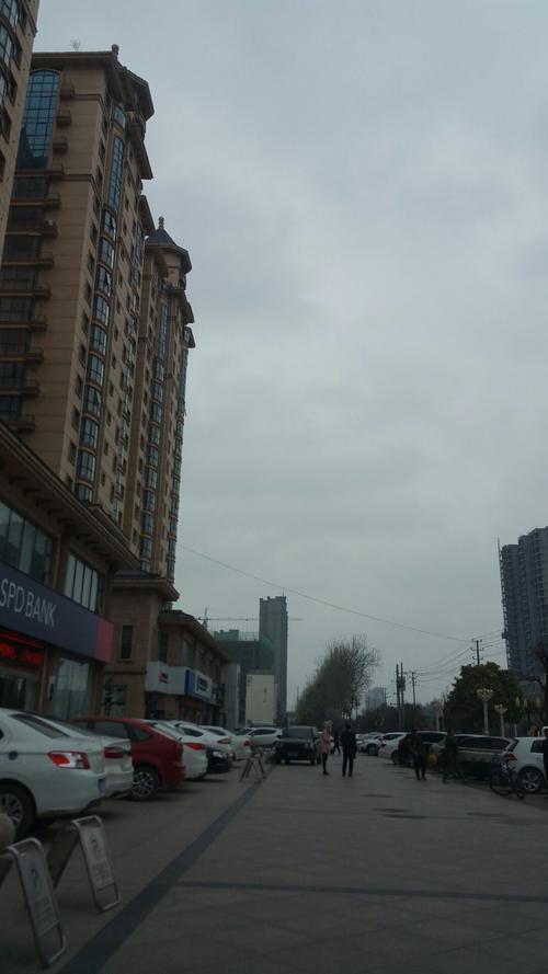 河南省商丘市睢阳区南京路靠近上海浦东发展银行(商丘分行)天气预报