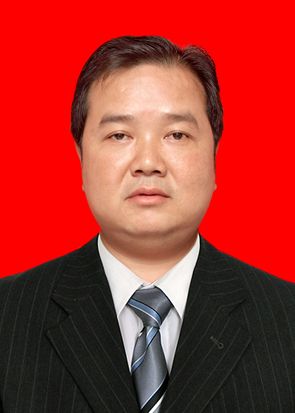 古丈县发展和改革局党组书记 ,局长 向青山