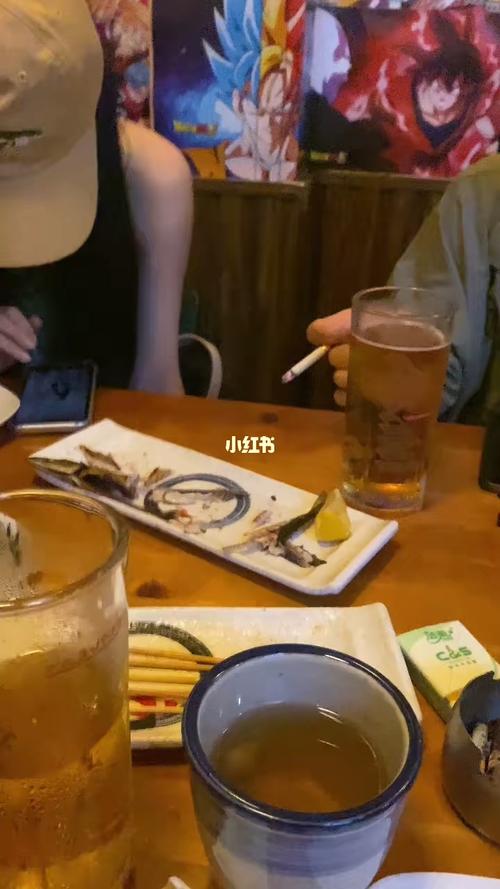 和帅哥喝酒90_帅哥_京烧·大众酒场·啤酒烧烤·深夜食堂(南城店)