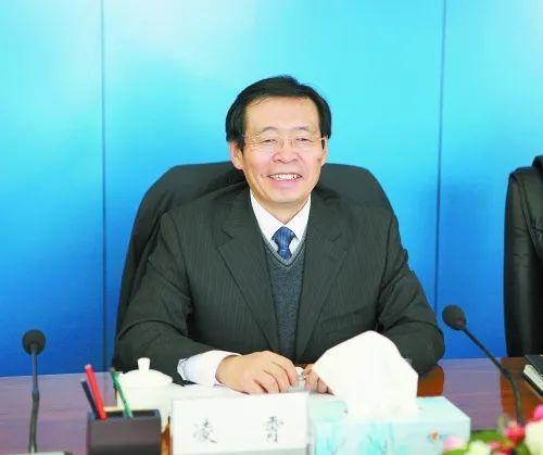 总经理,新疆石油管理局副局长,新疆培训中心(新疆石油学院)主任(院长)