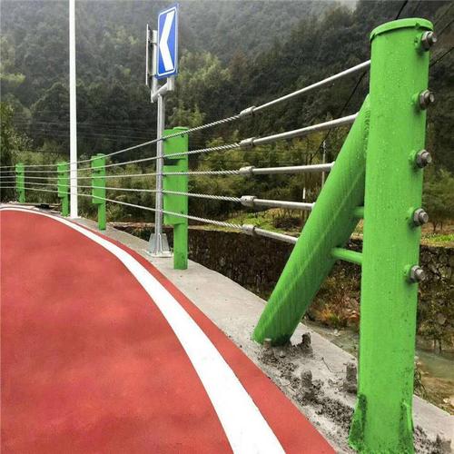 镀锌缆索护栏生产 钢索防撞栏价格 人字架端柱护栏定制
