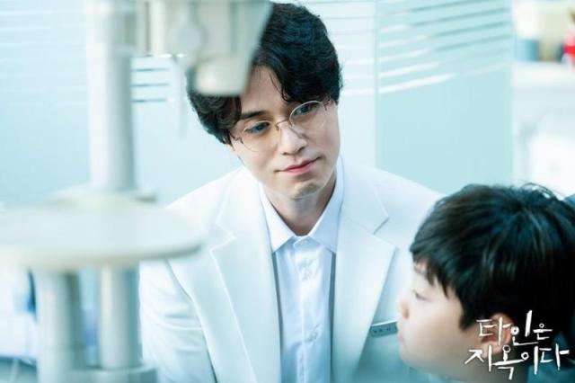 朱一龙,李东旭:这才是真正的"斯文败类"!