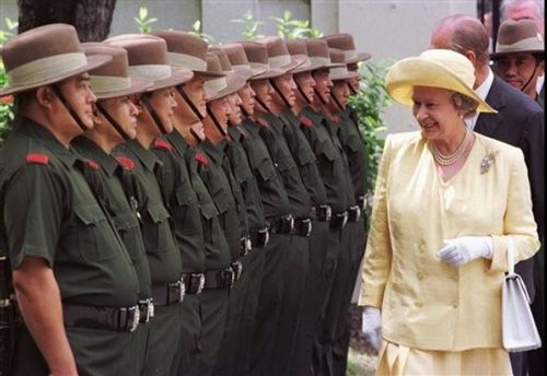 廓尔喀(gurkha,香港称为啹喀)是尼泊尔的一个部落,位于首都 a target=