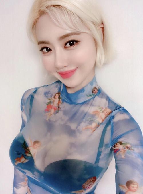 djsodasupreme新装扮遮住脸打碟你还可以嗨吗