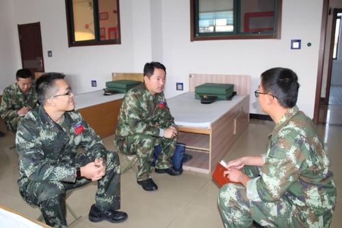 文登:支队蹲点调研组到龙山中队调研工作