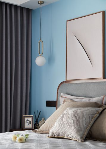 黑胡桃木家具的高贵典雅简单修饰,现代美与古典美完美碰撞.