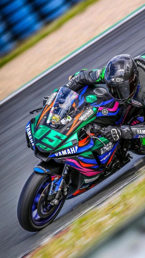 摩托车雅马哈r1lucaslit赛车