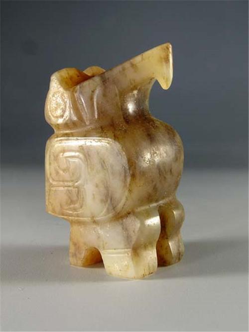 探秘殷商故事,品味殷商玉器——稀世之珍,镇馆之宝:殷商玉玄鸟