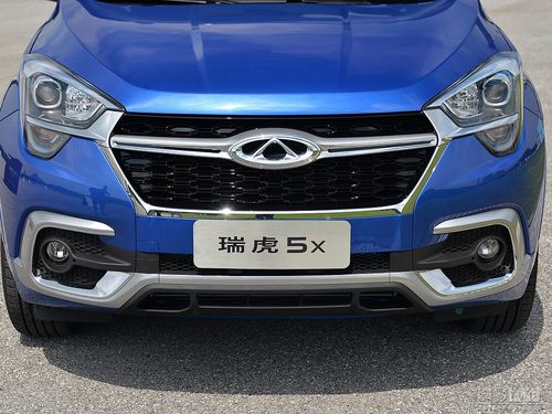 奇瑞瑞虎5x 2017款 1.5tci 6dct尊贵型