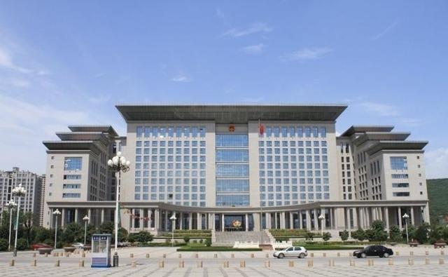 实拍陕西省各市的政府大楼,网友:延安的最接地气