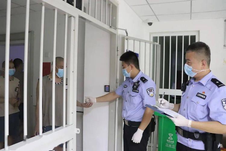 河西监狱进一步落实垃圾分类工作河西监狱针对暑期特点,积极开展