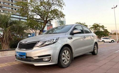 起亚k2三厢 2015款 三厢 1.4l mt gl