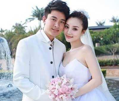 贾乃亮爆出新女友获祝福,李小璐再被黑:女人的错误为何难翻篇?