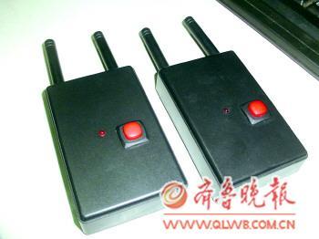 盗车贼网上买干扰器 拉车门偷东西(图)