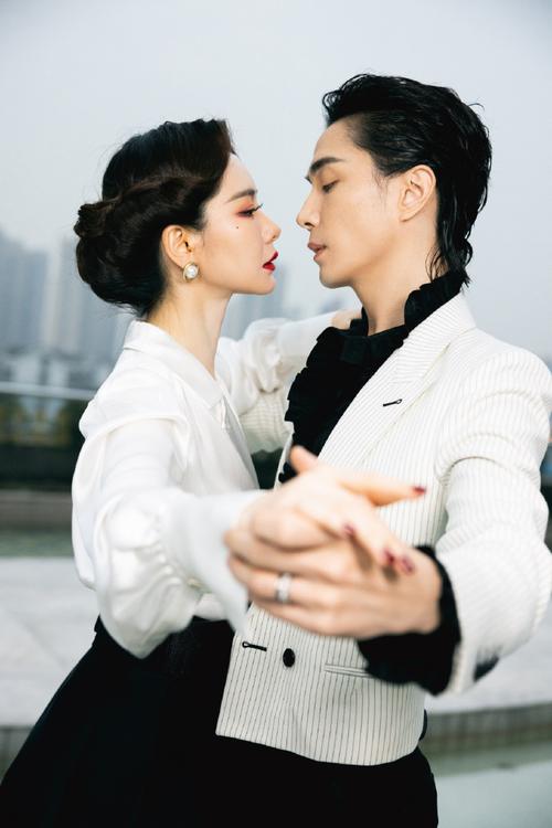 戚薇李承铉合唱漠河舞厅##湖南卫视跨晖晚会